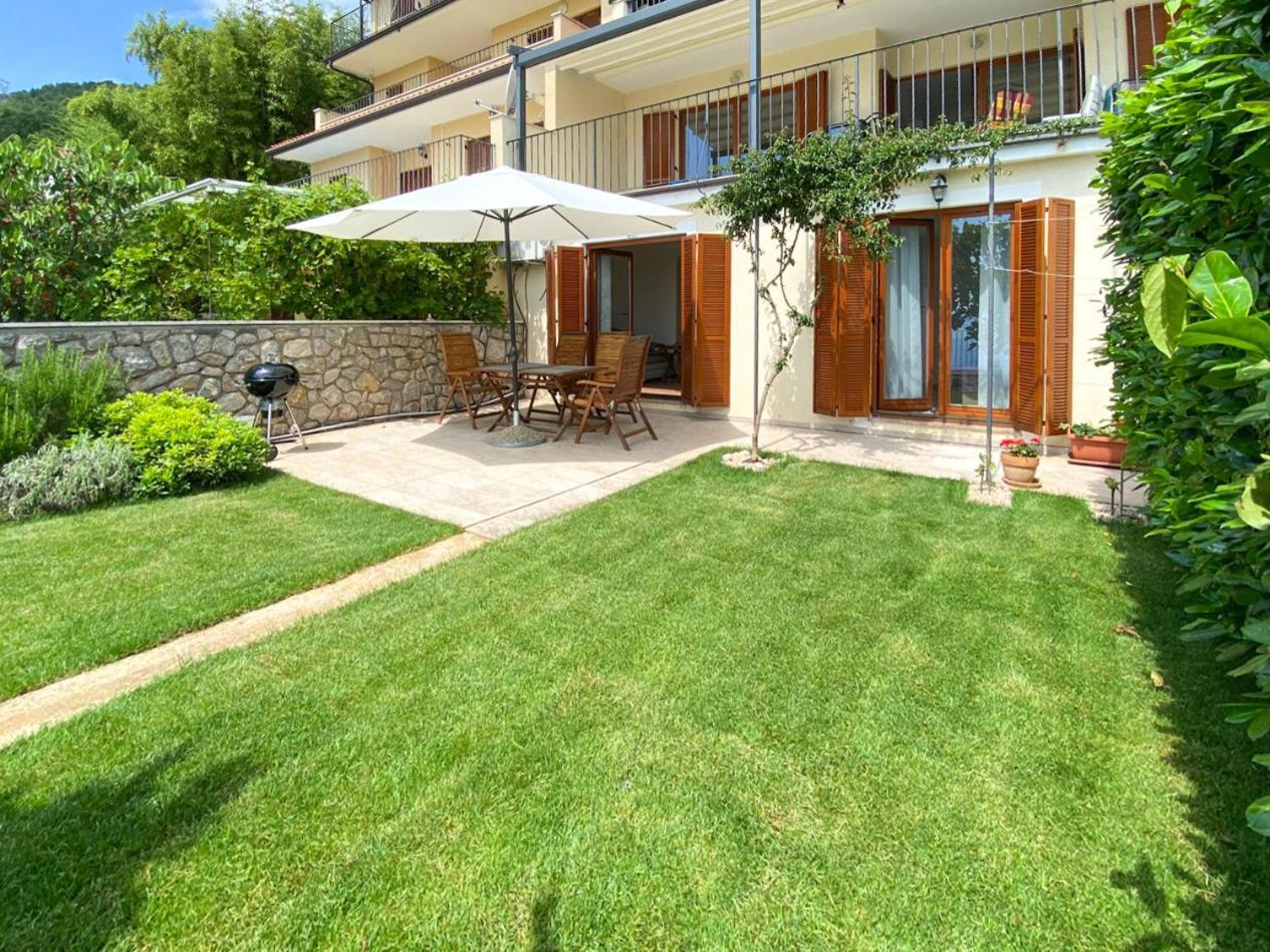 Apartment Peharovo 로브란 외부 사진