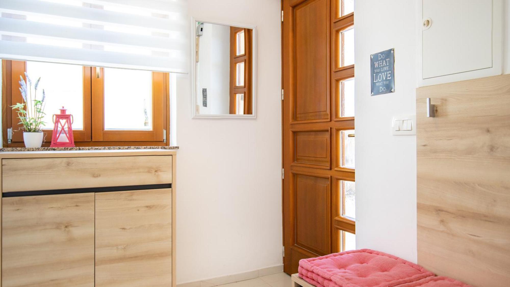 Apartment Peharovo 로브란 외부 사진