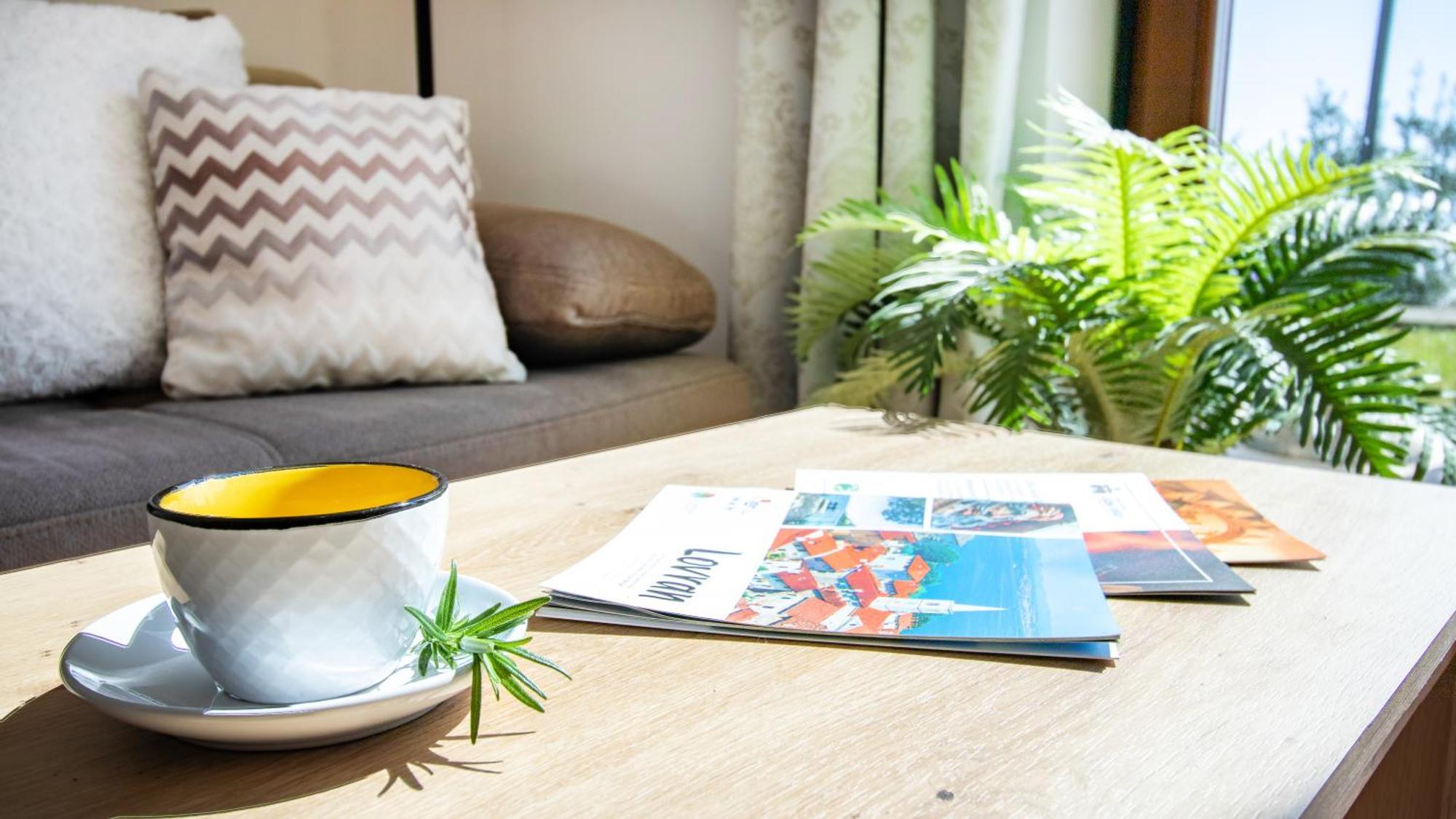 Apartment Peharovo 로브란 외부 사진
