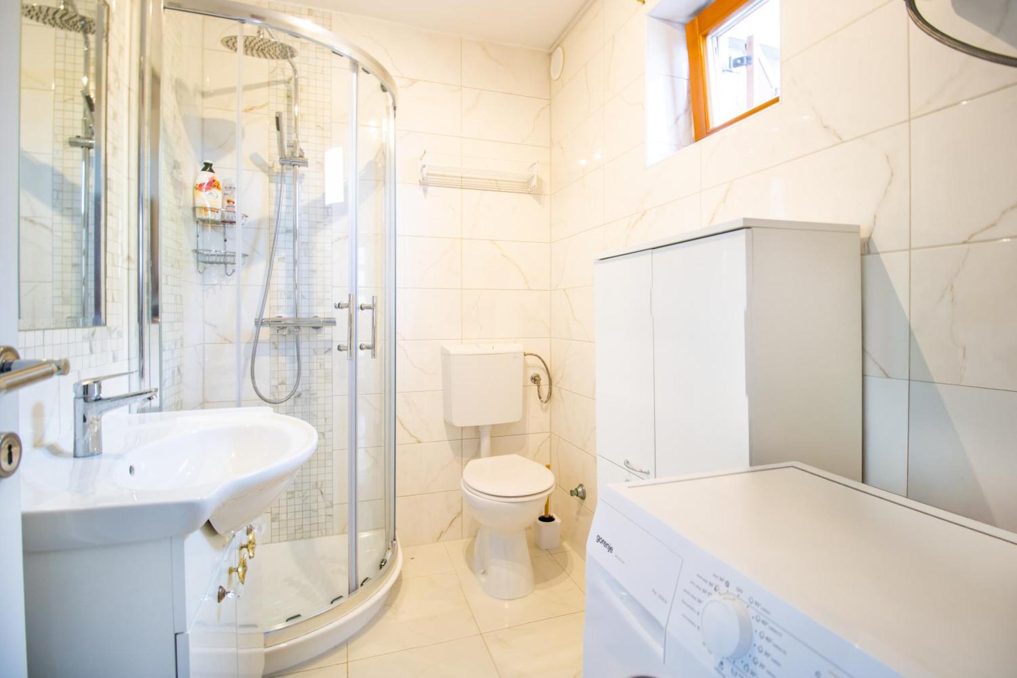 Apartment Peharovo 로브란 외부 사진